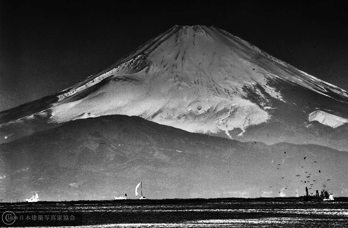 額縁から見える風景 | 日本建築写真家協会