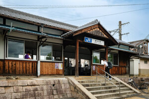 奈良県 JR桜井線 櫟本駅