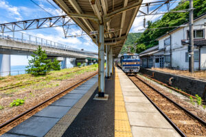 新潟県 えちごトキめき鉄道 日本海ひすいライン 親不知駅