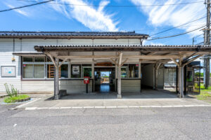 新潟県 えちごトキめき鉄道 あいの風とやま鉄道 市振駅