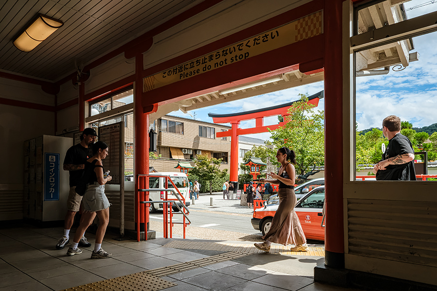 京都府 JR西日本 奈良線 稲荷駅