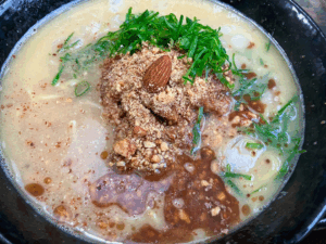 NO PHOTO NO LIFE 51 『旅飯シリーズ其の一』鹿児島県姶良郡湧水町でもと一級建築士のご主人が創る絶品アーモンド・ラーメン「かくれの里 里山の麺処と和布あそび　あら木」さん！